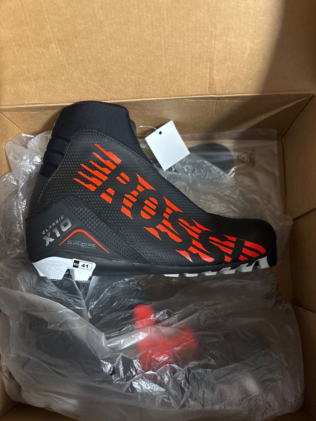 Rossignol Scarpe da uomo: Langlauf Klassisch X10 Rossignol Gr. 41 – Nuovo e nell'imballaggio originale da Egnach venduto da Rechi8