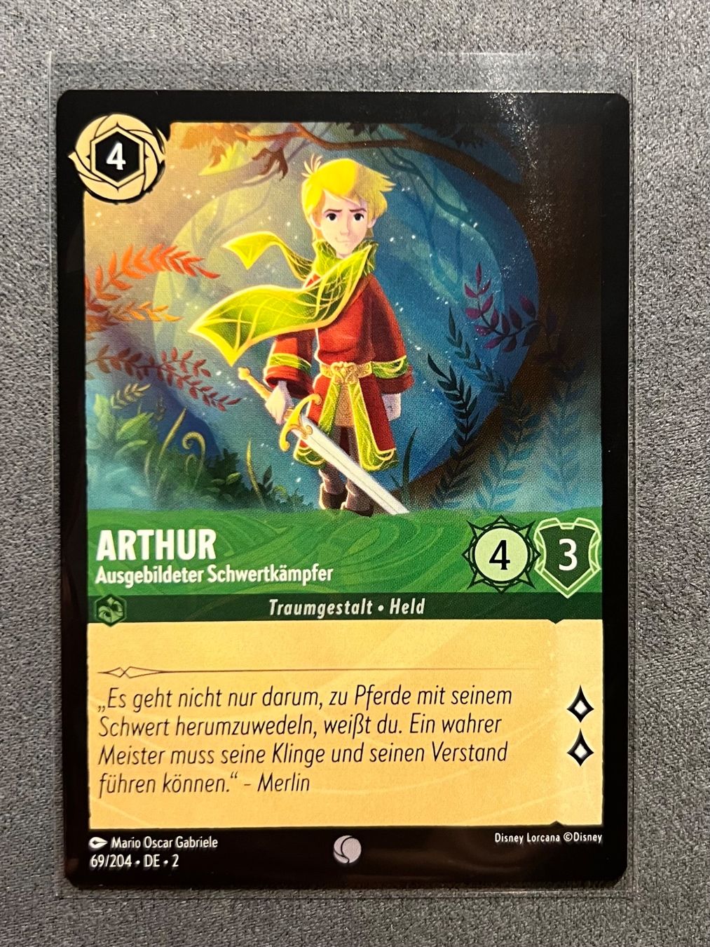 Disney Carte collezionabili: Arthur DE 69 Disney Lorcana 2 Merlin der Zauberer – Nuovo (secondo la descrizione) da Rafz venduto da SaintCruz