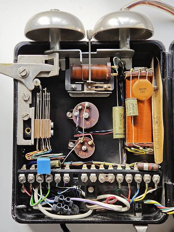 Telefoni: Wandtelefon antik – Usato da Chur venduto da cap_cj27 1