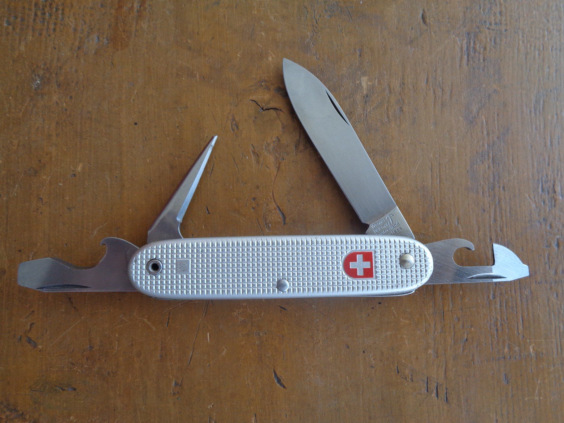 Armée suisse Couteaux de poche: Soldatenmesser, Jg. 83 – D'occasion à Schindellegi par schelten2019 8