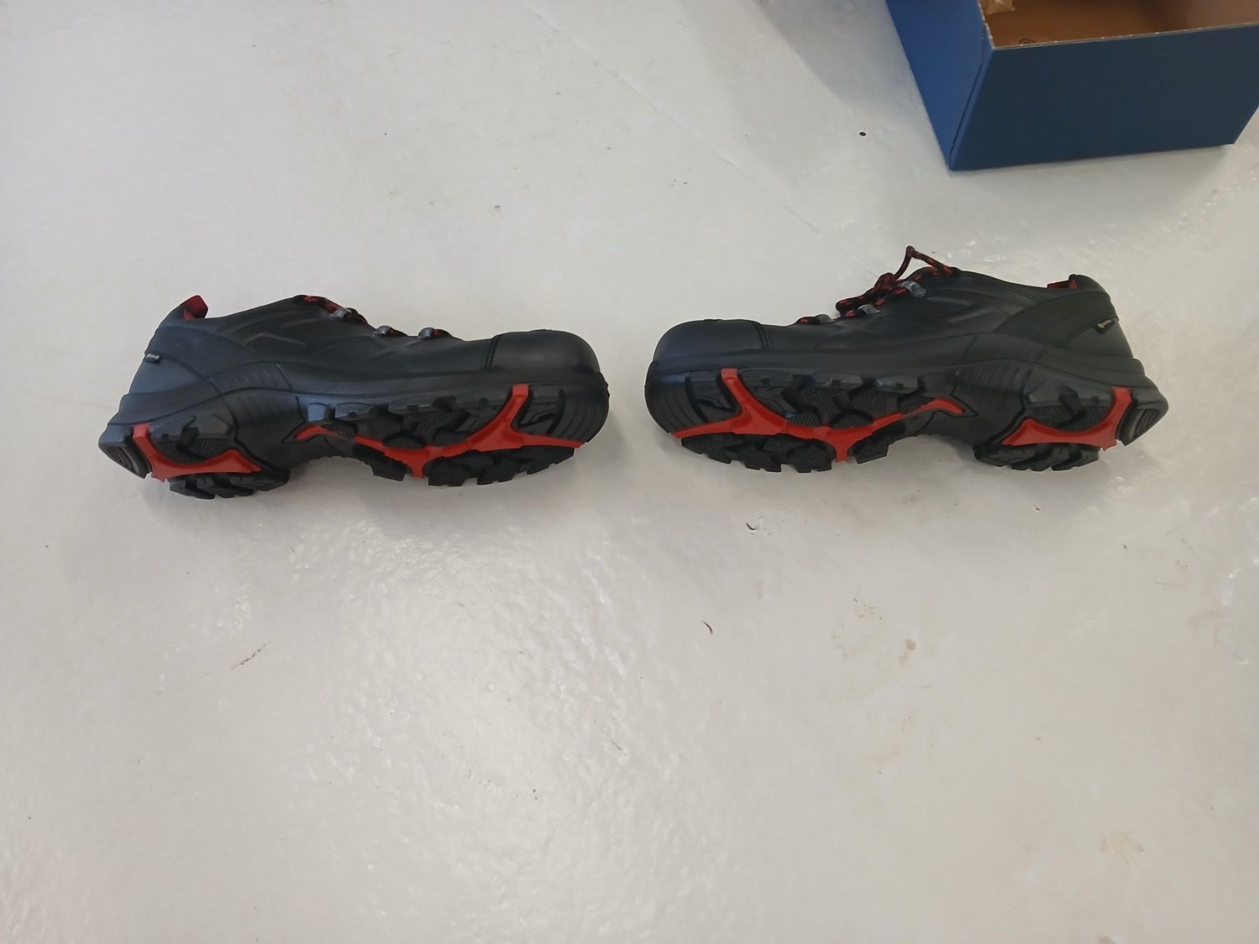 Haix Scarpe da uomo: Haix Sicherheitshalbschuh Black Eagle 54 low Gr.44 – Nuovo e nell'imballaggio originale da Reiden venduto da mja_2bsk 3