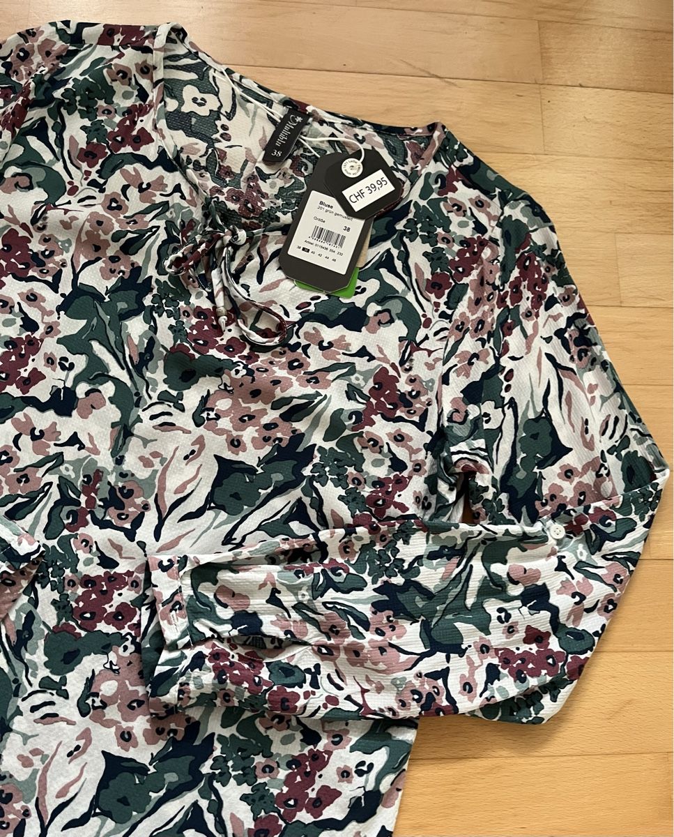 Camicette: Bluse von Blackout – Nuovo (secondo la descrizione) da Klingnau venduto da Bigik 2