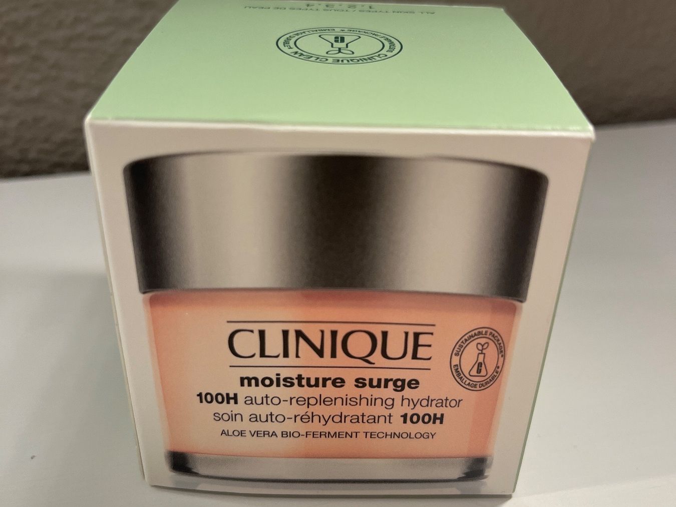 Clinique Cura del viso: Clinique Moisture Surge 100H 75ml – Nuovo e nell'imballaggio originale da St. Gallen venduto da lad_9kn2 2