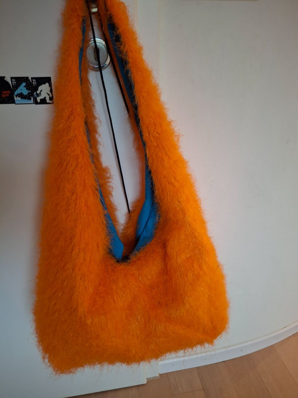Borse da donna: Orange Fell-Tasche - Kuschelig, einzigartig, Hingucker! – Nuovo (secondo la descrizione) da Bellikon venduto da MellonCollieMitTwint 2