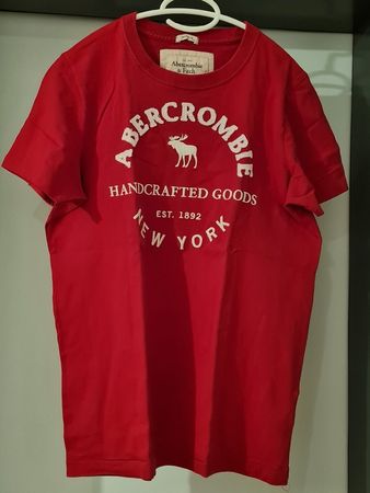 Neuw. Abercrombie & Fitch - T'Shirt - rot - Gr.M