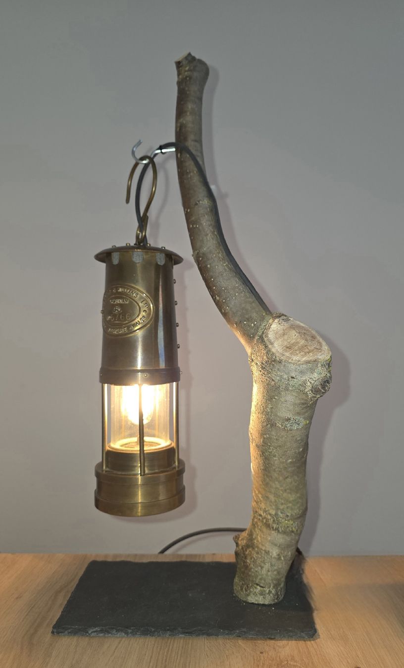Lampen: Tischlampe antik – Gebraucht aus Basel von Haldis 1