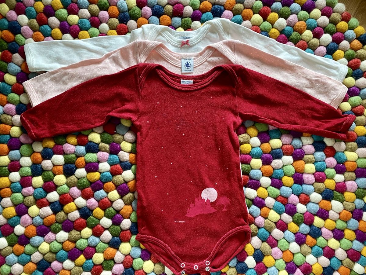 Petit Bateau Lotti & Set di vestiti: Petit Bateau Bodies Gr 74 – Usato da Winterthur venduto da kiwimel 1