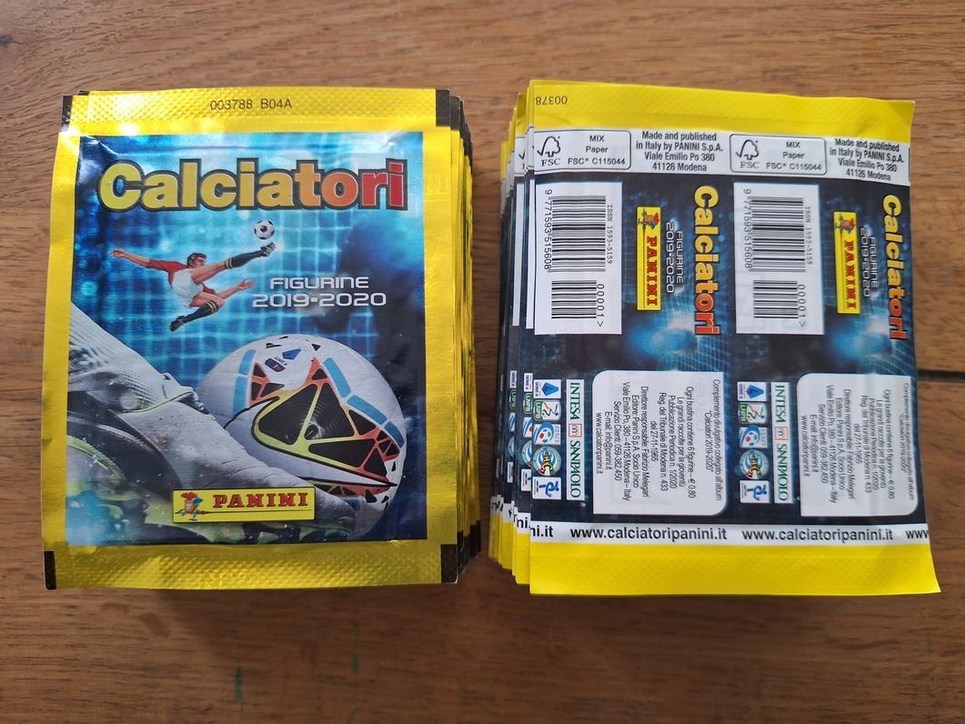 Panini Sammelbilder & Trading cards: Panini Calciatori 2019-2020 / Originale Stickertüten – Neu (gemäss Beschreibung) aus Horw von Zemmerli