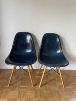 Eames, Herman Miller Fiberglas Side Chairs Navy Blue