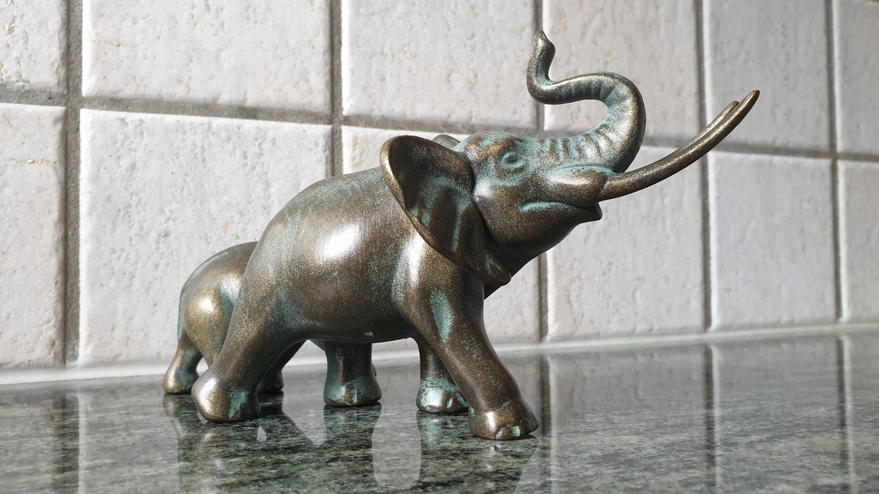 Statuette: ELEFANT - GOEBEL – Usato da Wengi b. Büren venduto da Ot1000 1