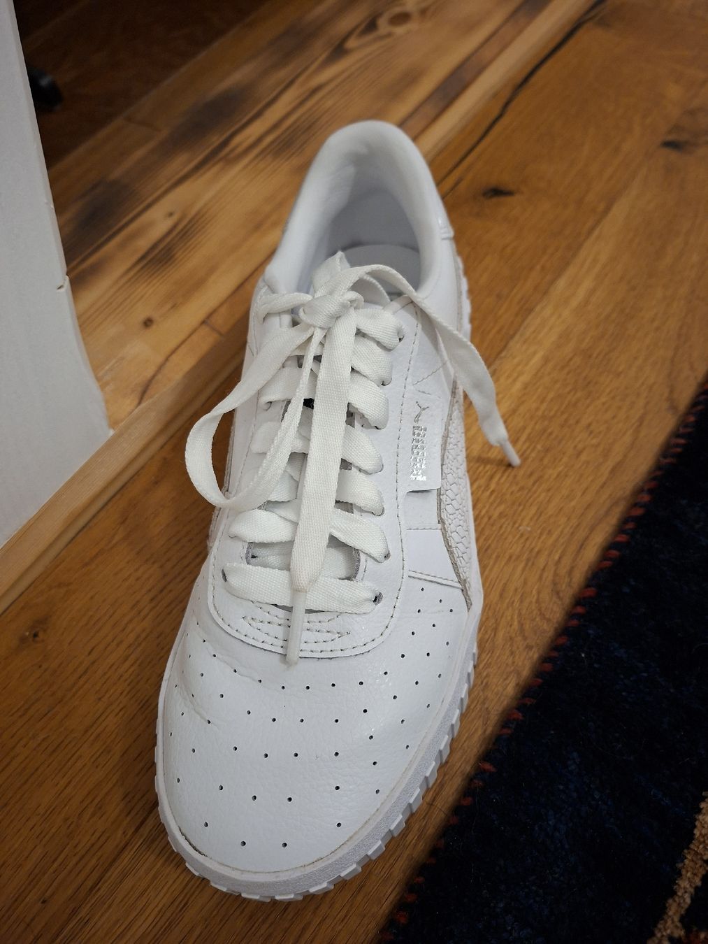 Puma Scarpe da donna: Puma Sneaker, weiss, Grösse 38.5 – Usato da Ebnat-Kappel venduto da Fani49 1