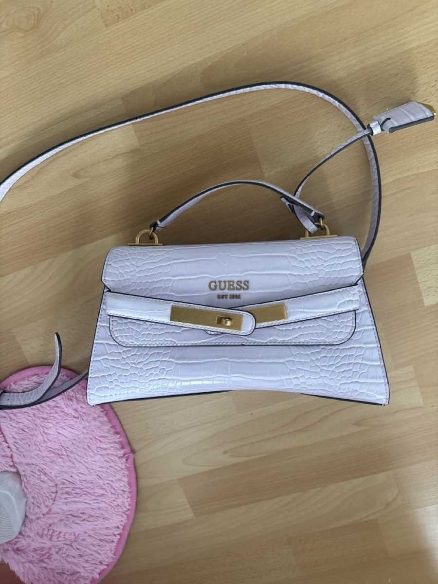 Guess Sacs femmes: Guess Handtasche  – Neuf (Voir description) à Weisslingen par andre.a.o