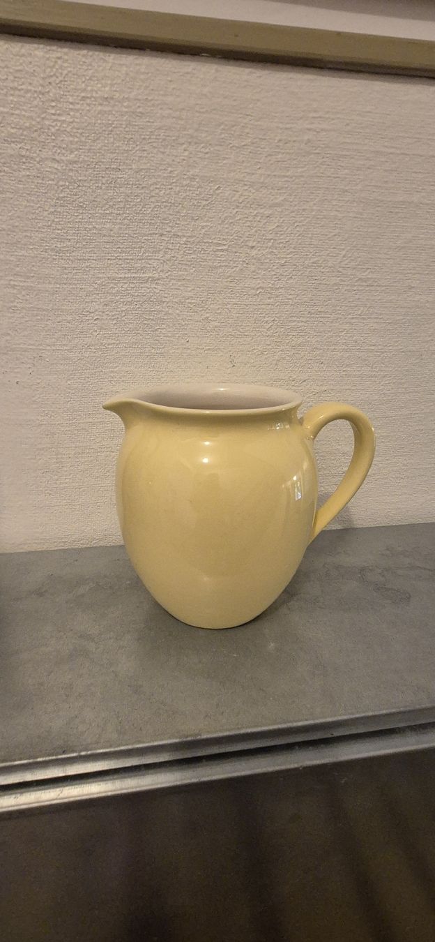 Rössler Caraffe: Gelber Rössler Krug 1.6 Lt.  – Usato da Basel venduto da Happy3210 1