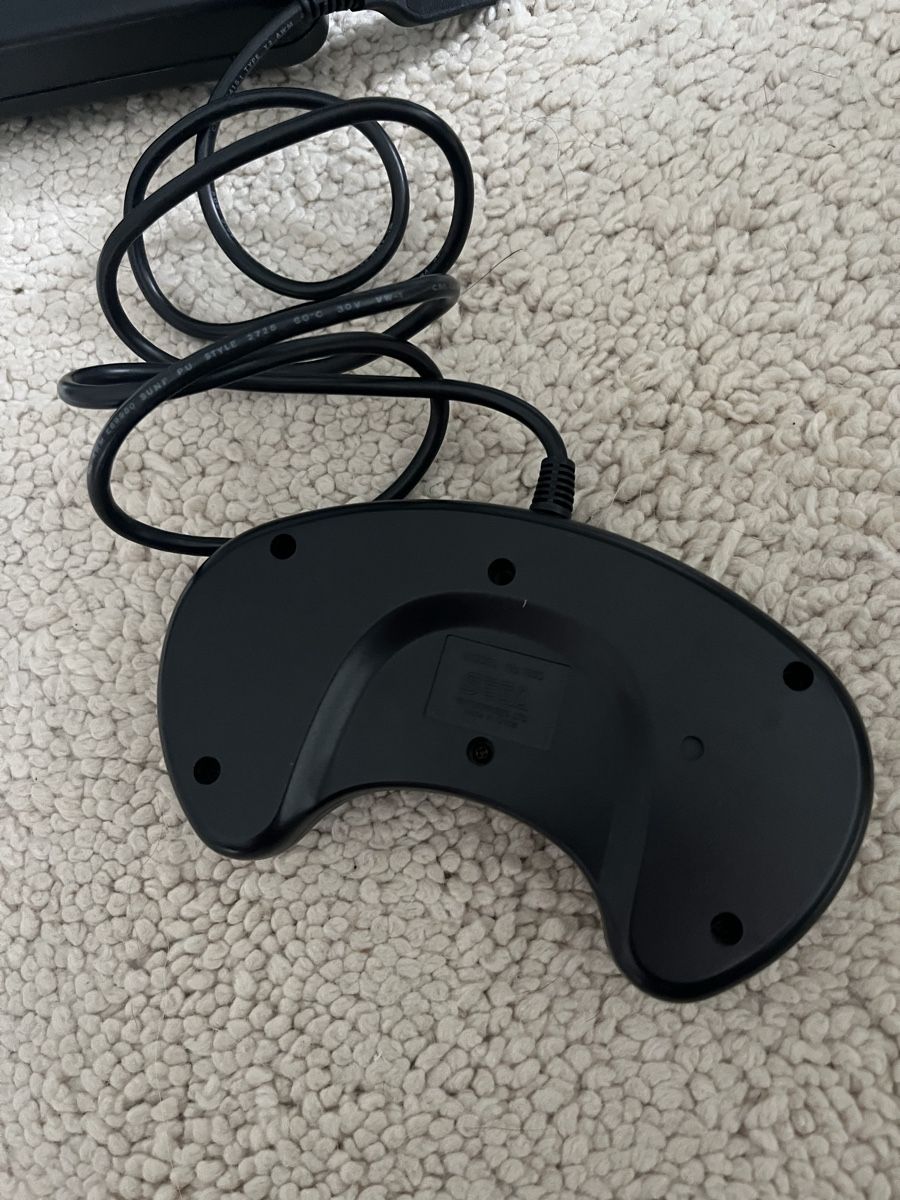 Sega Console: Sega Mega Drive 2 Konsole + 2 Controller + 1 Spiel Mickey – Usato da Baden venduto da tob_t8gw 7