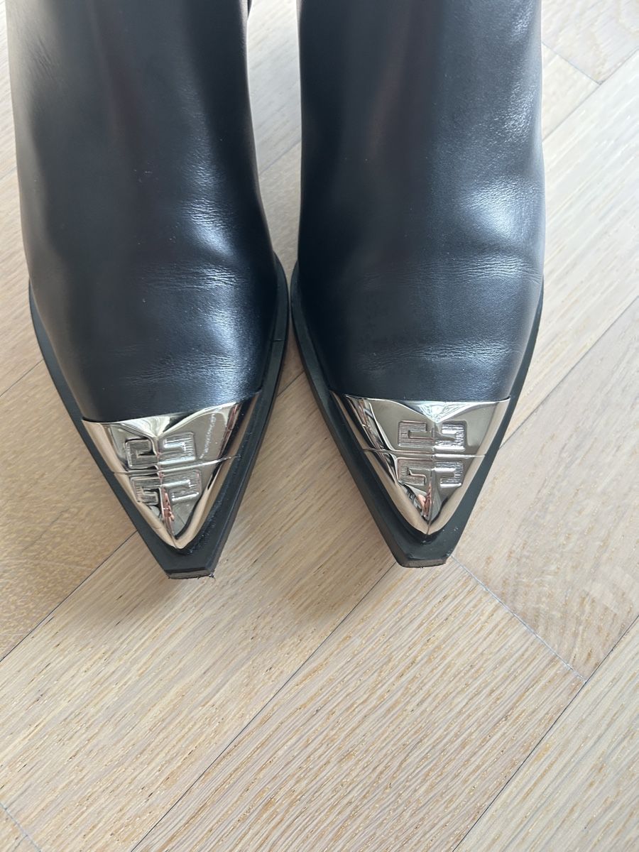 Givenchy Damenschuhe: Givenchy Ankle Boots  37 – Gebraucht aus Schaffhausen von missclichy 4