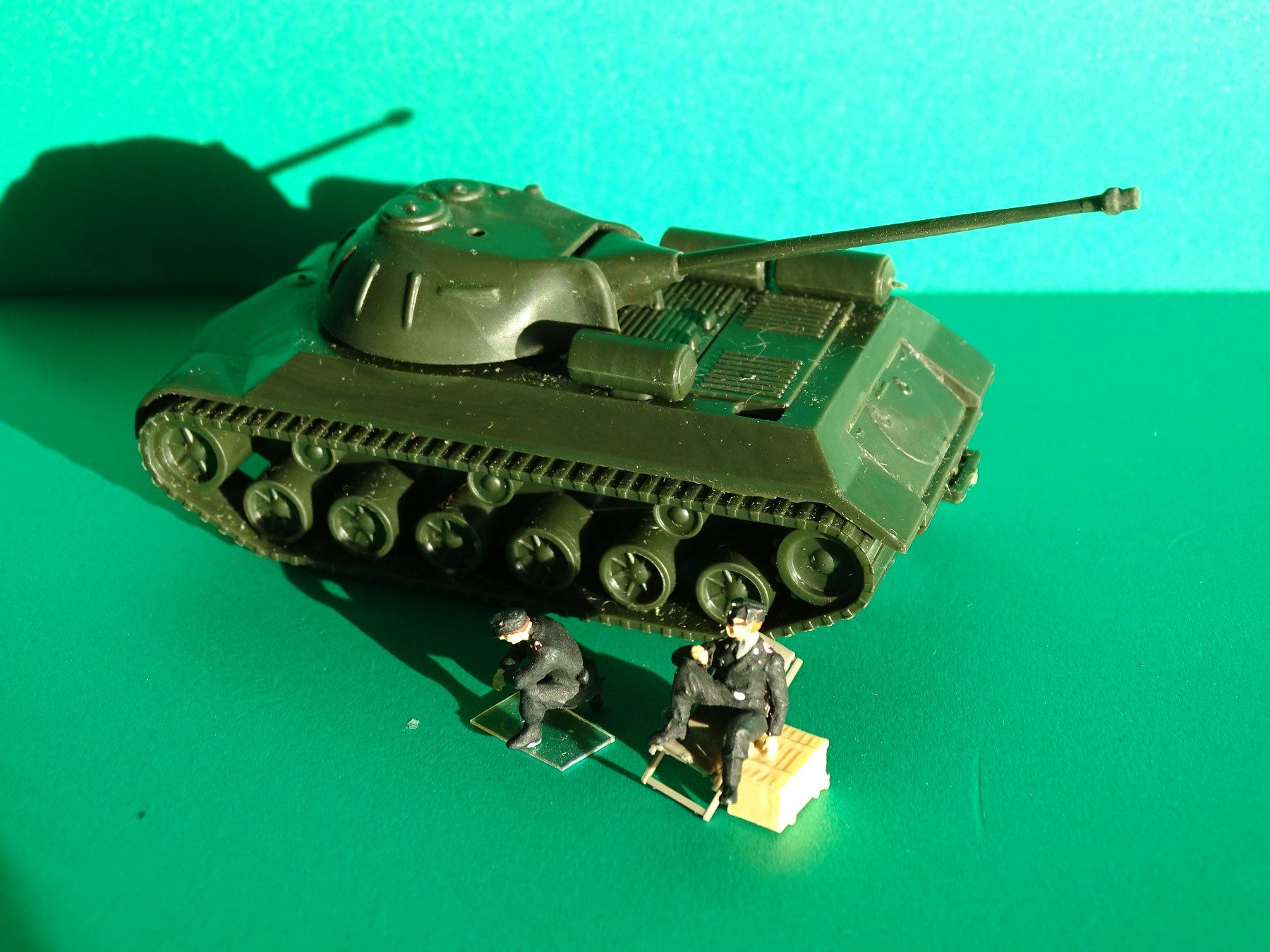 Modellini d'auto: Panzer von Roco mit Figuren 1/87 – Usato da Bretzwil venduto da Meex 1