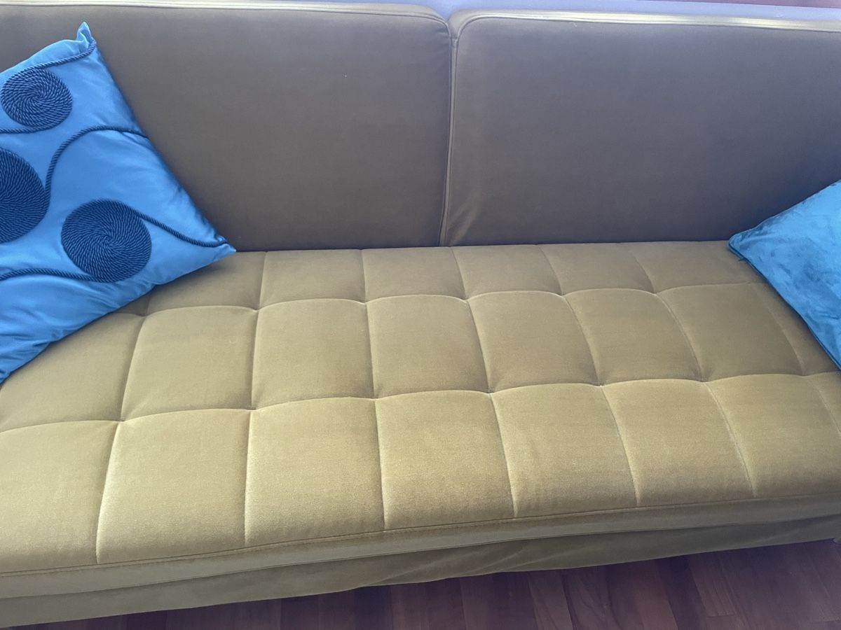 Sofas: Samt Bettsofa – Neu (gemäss Beschreibung) aus Rueun von Alegra787 2