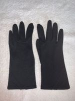 Handschuhe schwarz mit kleiner Verzierungen Finger Handschuh