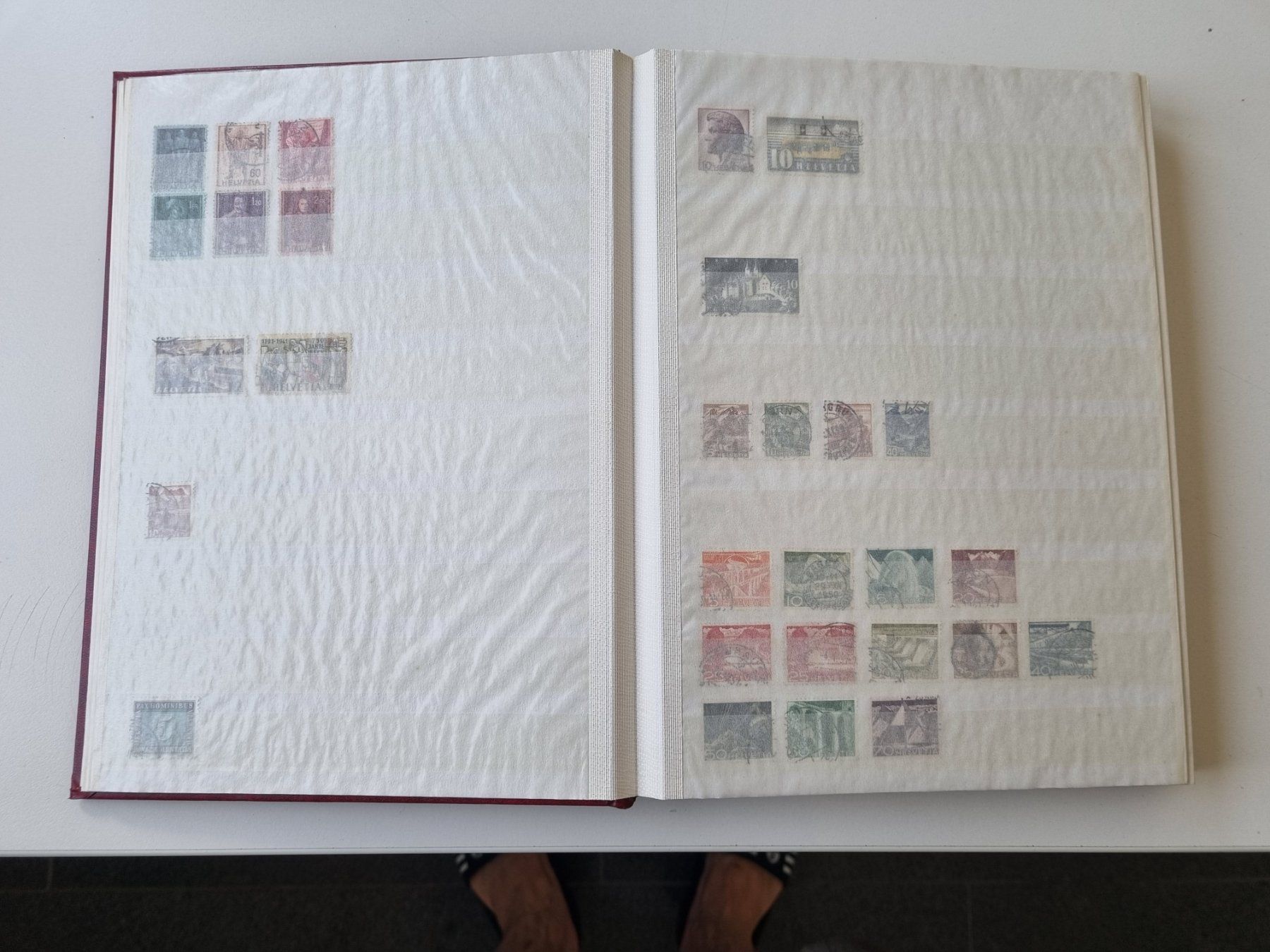 Album: 2 Briefmarkenalbum Schweiz gestempelt – Usato da Aarau venduto da Rkoenitzer 1