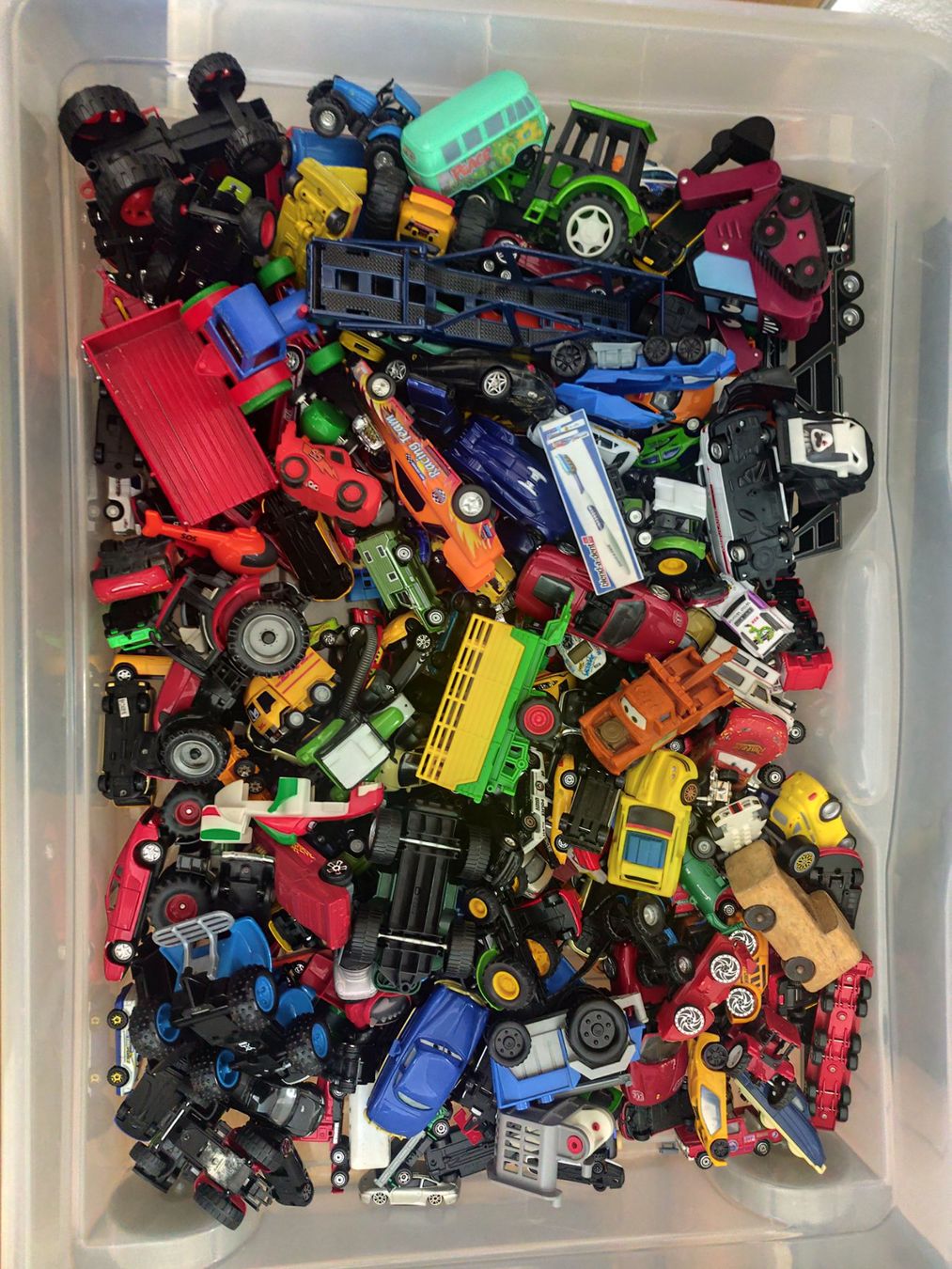 Giocattoli: Grosse Sammlung Spielzeugautos, Matchbox, Autos, Traktor! – Usato da Willisau venduto da Jungfraujoch6