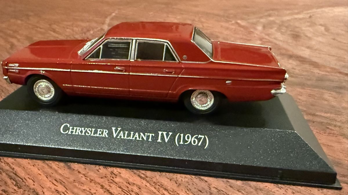 Chrysler Modellini d'auto: Chrysler Valiant IV Modellauto 1967 – Usato da Basel venduto da Zomeg 6