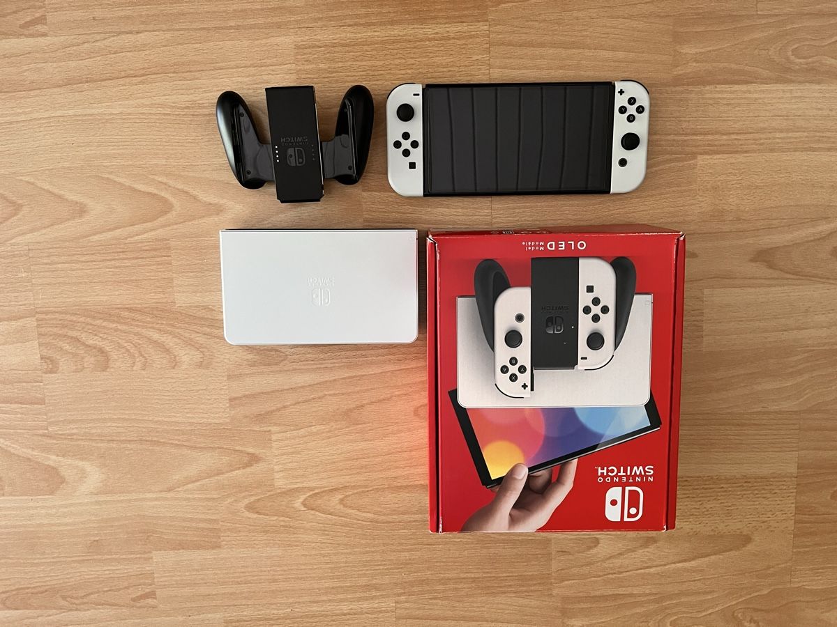 Nintendo Console: Nintendo Switch Oled ( 1.Generation) – Nuovo (secondo la descrizione) da Unterkulm venduto da ale_rg9x