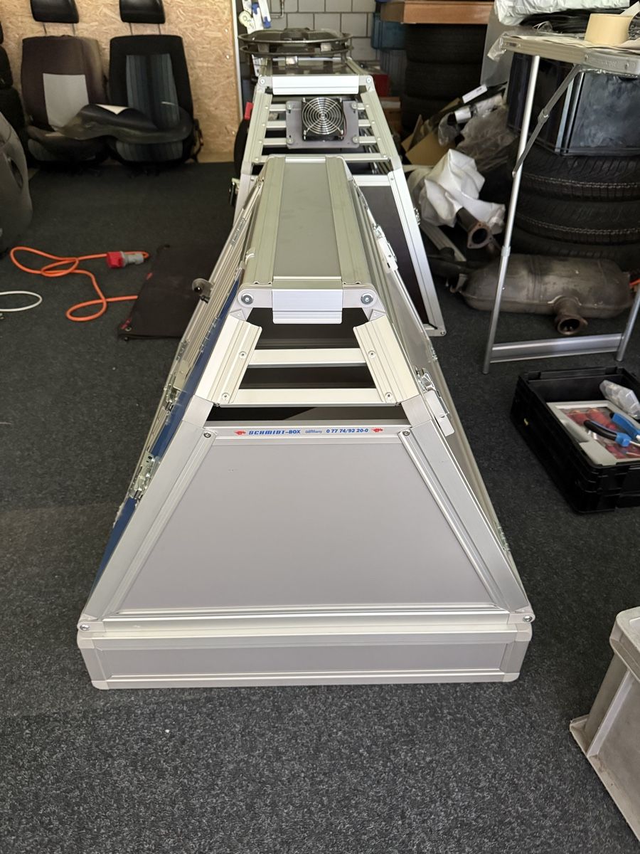 Käfige, Transport & Sicherheit: Aluminium Hundebox Cupra Formentor – Neu (gemäss Beschreibung) aus Spiez von RS-inti 1