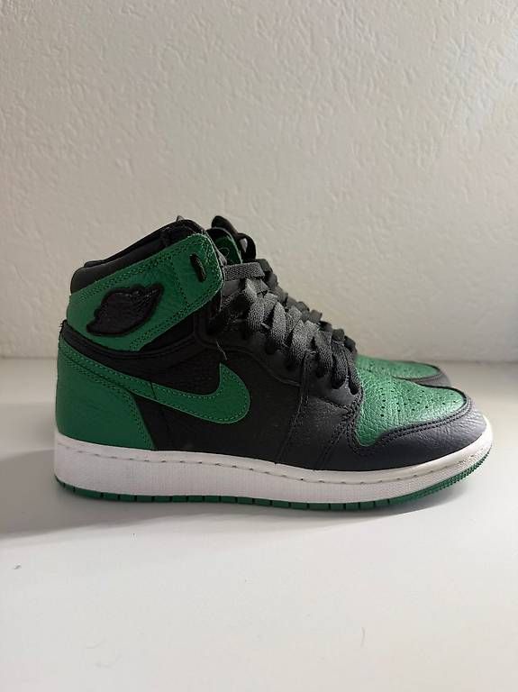 Nike Scarpe da donna: Nike Air Jordan 1 Pine Green – Usato da Heiligkreuz (Mels) venduto da car_rt9w
