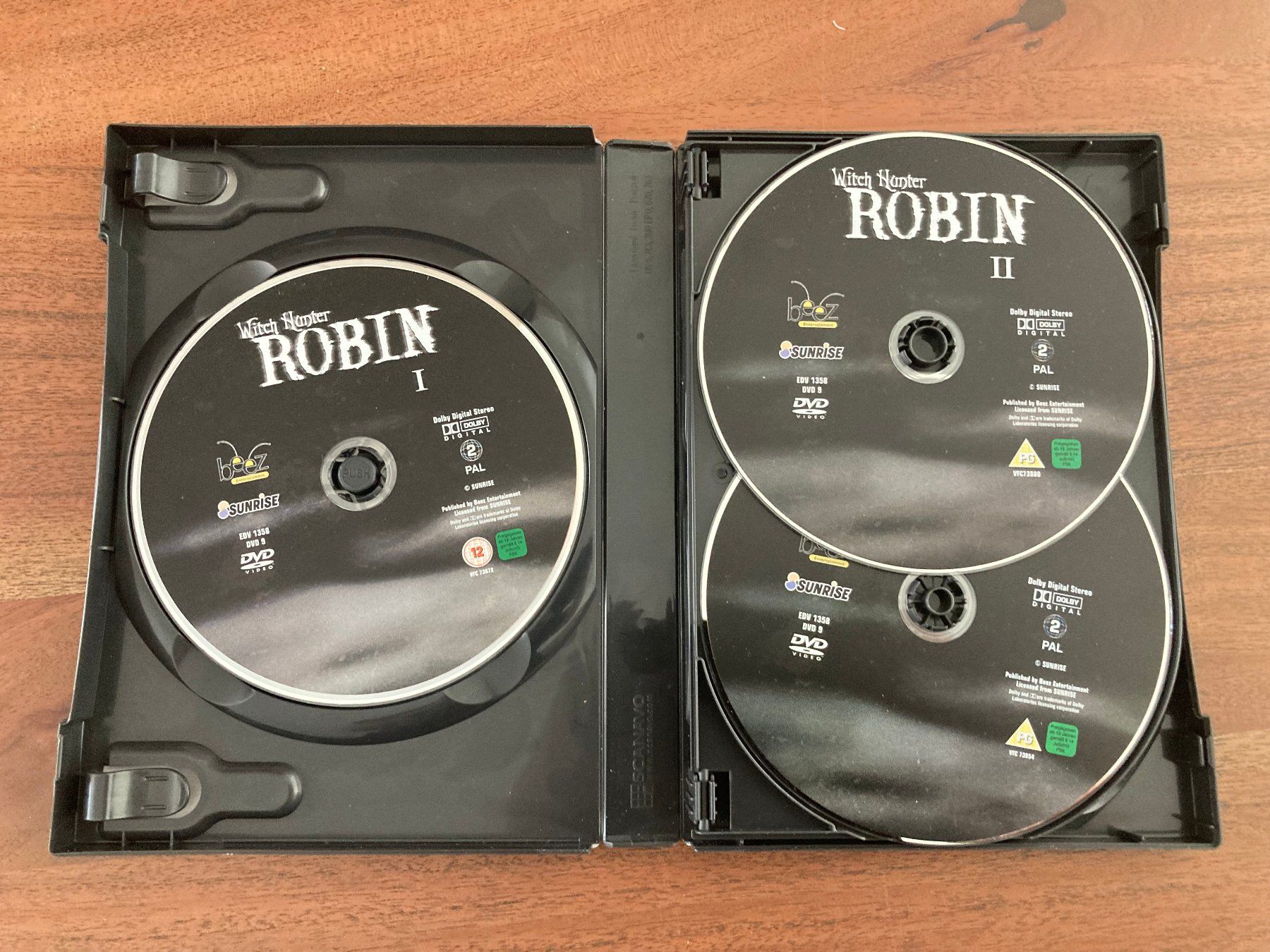 Alle DVDs: Witch Hunter Robin - Complete Collection (6 DVD) – Gebraucht aus Mauensee von Etrigan 2