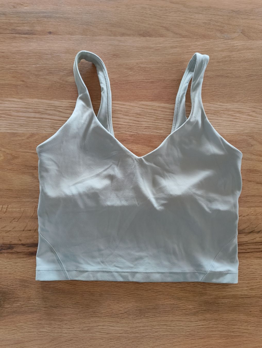 Lululemon Top: Lululemon Align Top Gr. 6 Farbę Jade Gray – Usato da Stein am Rhein venduto da DaOhana