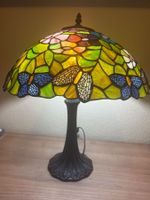 Schöne Tiffany Tischlampe Art
