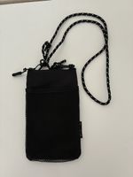 Schwarze Umhängetasche / Handytasche - Perfekt für Sommer!