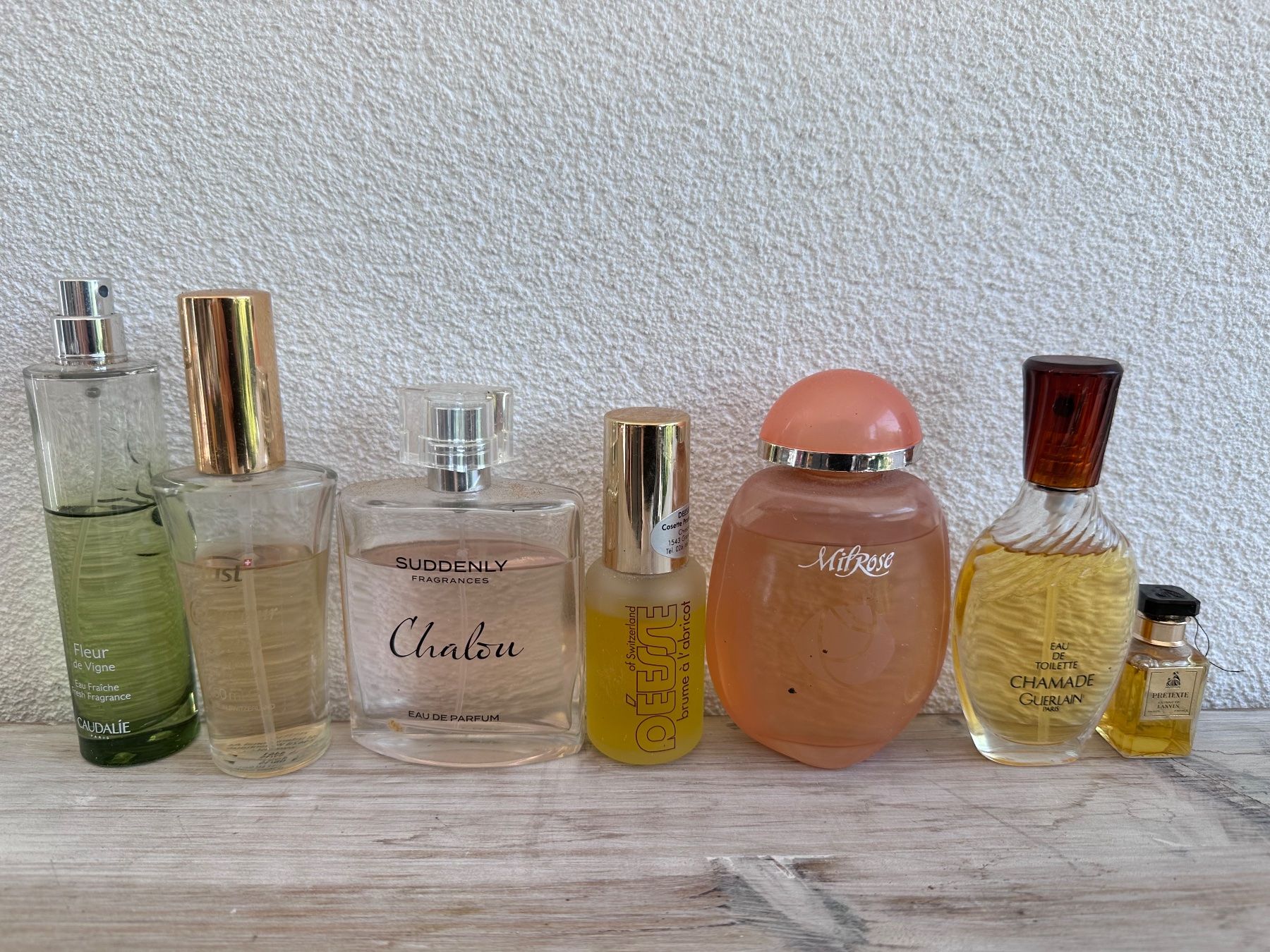 Parfums & Eau de Toilette: Lot de 24 parfums – D'occasion à Châtillon FR par Karine1453