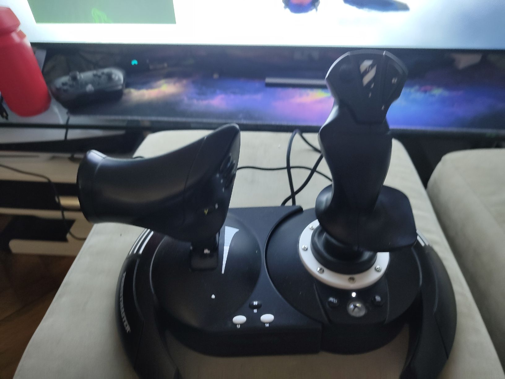 Thrustmaster Controller: Manette Thrustmaster T.Flight Hotas One pour Xbox/PC – Usato da Court venduto da Chronoss 7