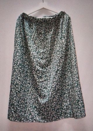 Luftiger Sommer Rock mit Blumenmuster, Midirock, Gr. 44 / XL