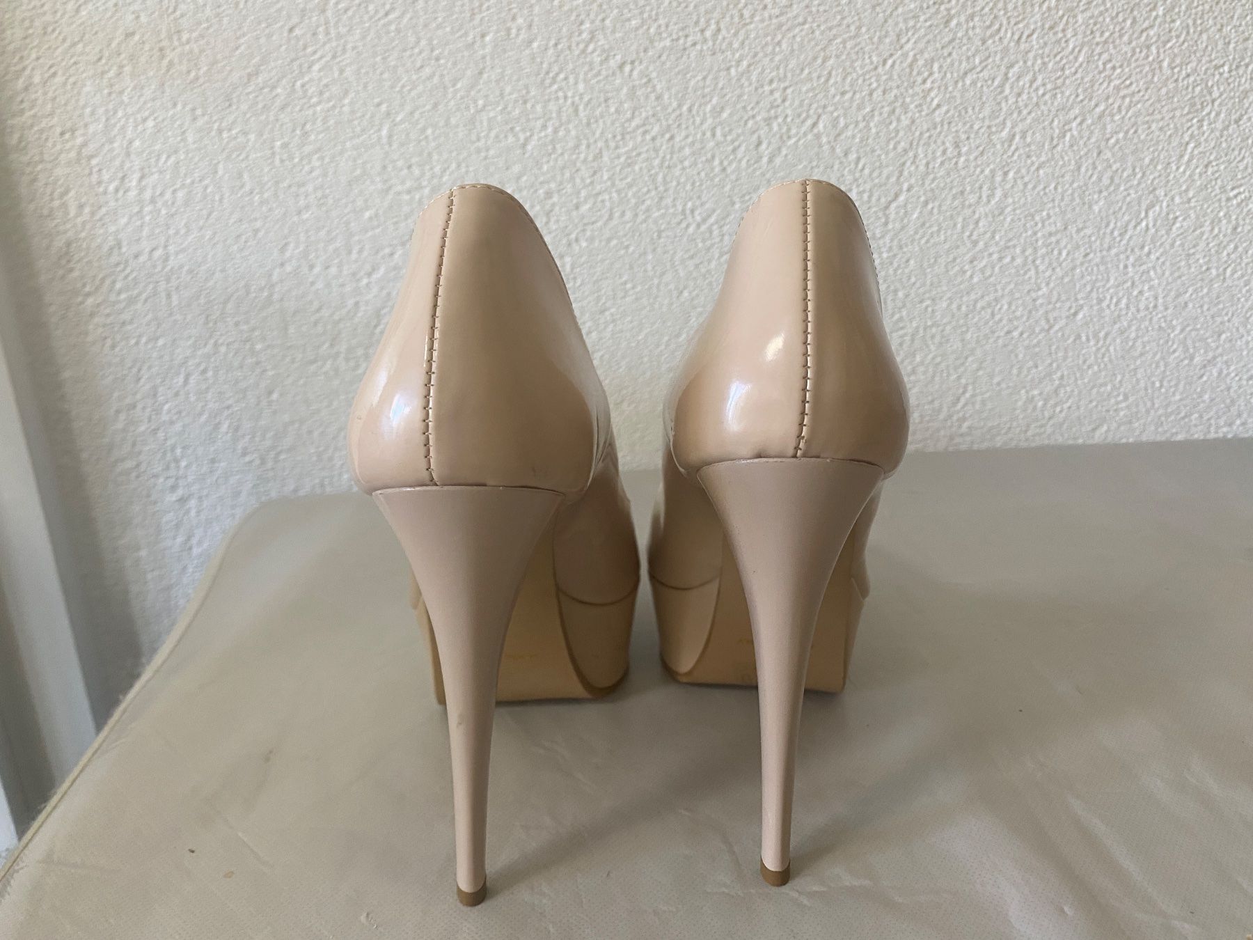 Scarpe da donna: Escarpins cuir nude talons 13 cm plateforme – Usato da Nyon venduto da dar_78qd 2