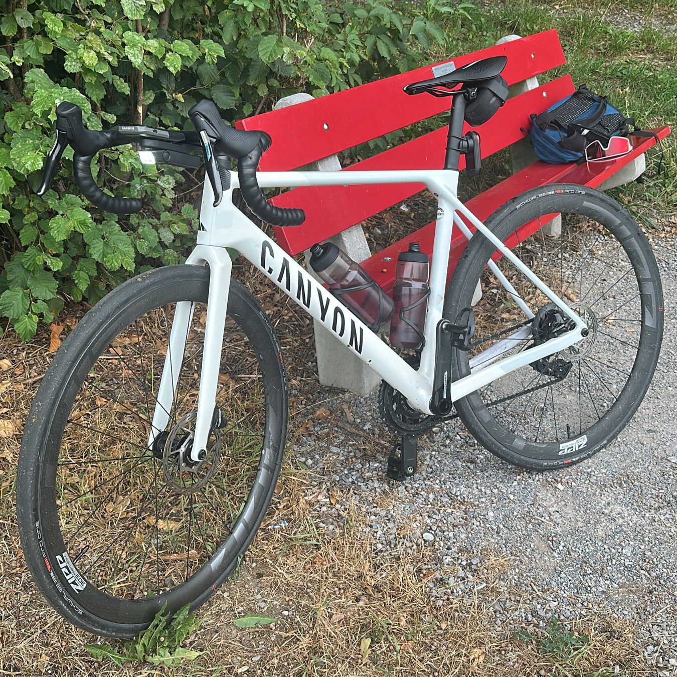 Canyon Biciclette: Canyon Ultimate CF SLX 8 (SRAM, Powermeter) – Usato da Küssnacht am Rigi venduto da hal_2ck8 1