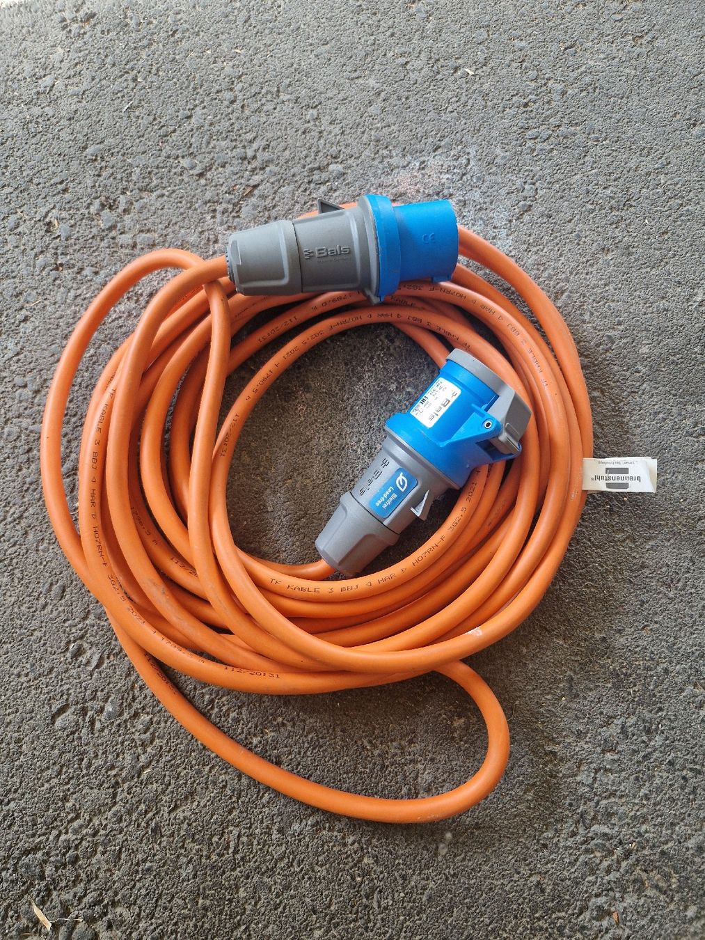 Kabel: Rallonge électrique CEE – Gebraucht aus Cries (Vollèges) von san_dn5p