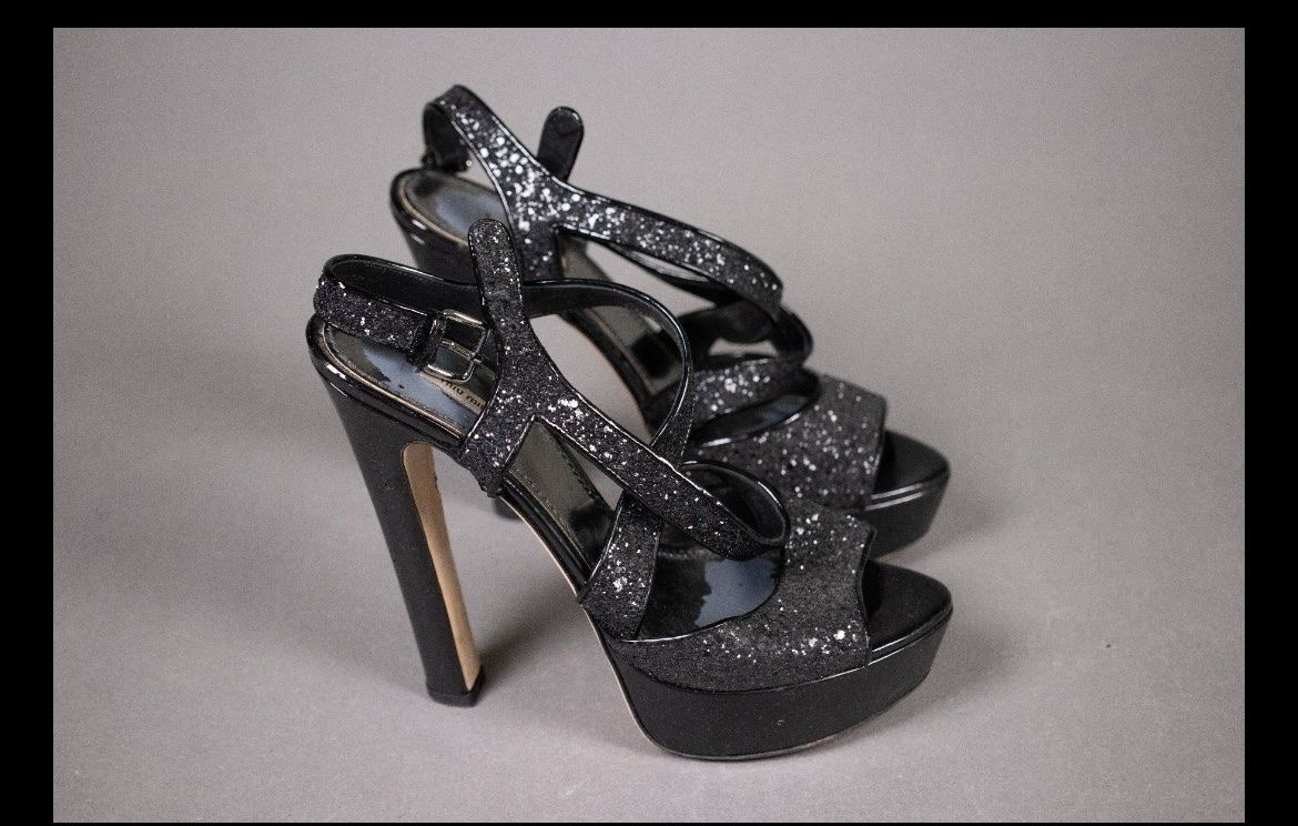 Miu Miu Scarpe da donna: Miu Miu Sandalen – Usato da Schöfflisdorf venduto da Bling_it_on