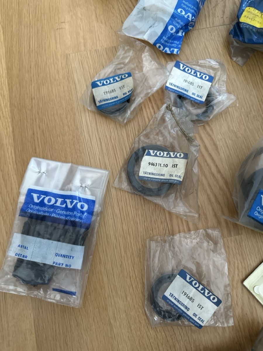 Volvo Accessori per altri veicoli: Volvo Ersatzteile NOS – Usato da Mörschwil venduto da tweety9402 1