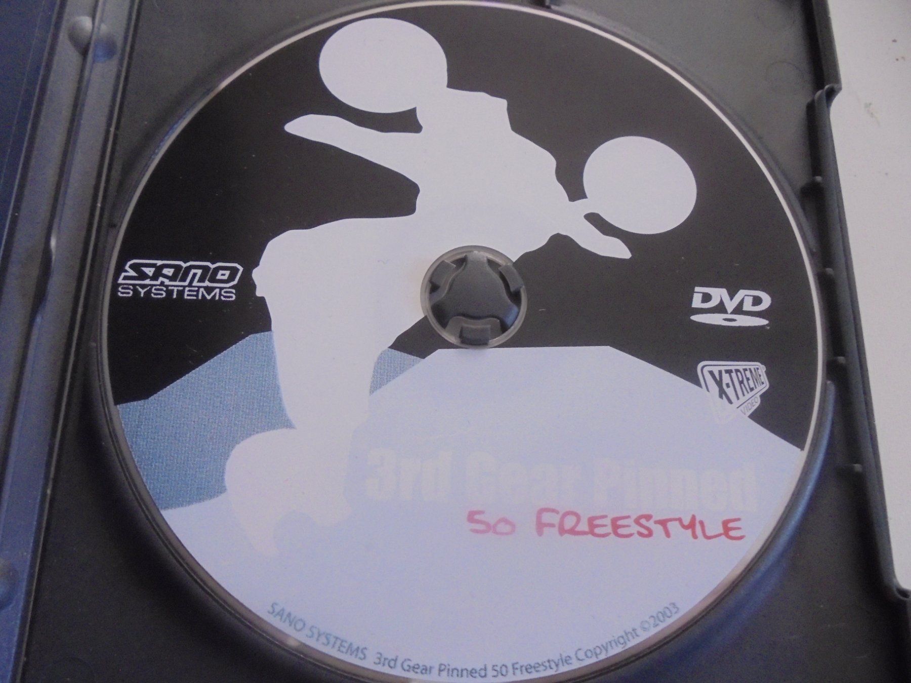 Tutti i DVDs: " 3rd Gear Pinned, so freestyle "Chris Clark & Chris Skinner – Usato da Crissier venduto da Promopost 2
