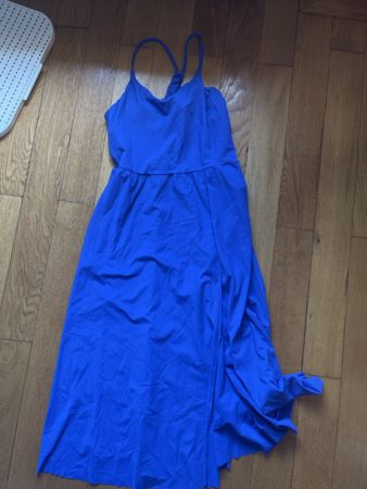 Robe longue bleue taille xl pour l’eau