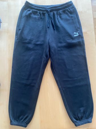 Neuwertige Trainerhose von Puma