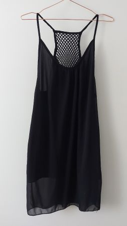 Schwarzes Long-Top/Kleid mit raffinierten Rücken - Gr. M