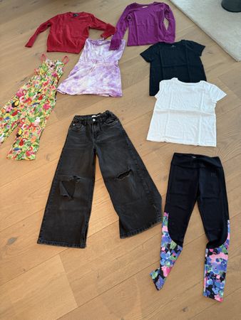 Kinder Kleiderpaket Grösse 140-146, Top Zustand!