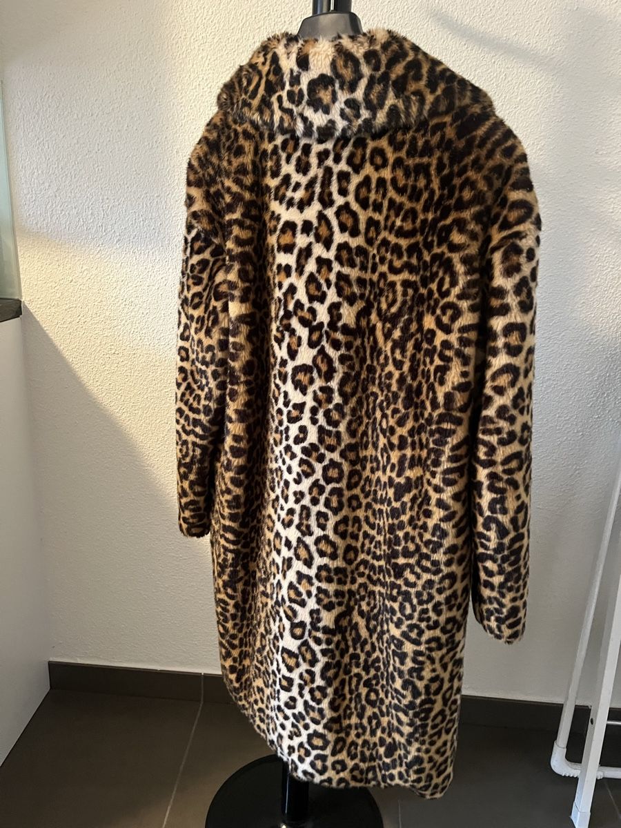 Stand Studio Manteaux: Kunstfell Mantel Stand leopard   – D'occasion à Zürich par dna_27vl 1