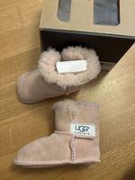 UGG Baby Boots rosa Grösse 20/21 Lammfell 