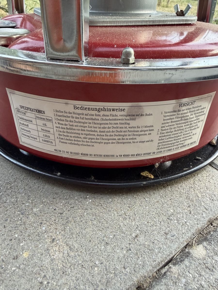 Heizgeräte: Petroleumofen  – Gebraucht aus Riehen von Ichh 3