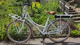 E-Bike City für Damen Vintage Look nur 105 Gesamt Kilometer!
