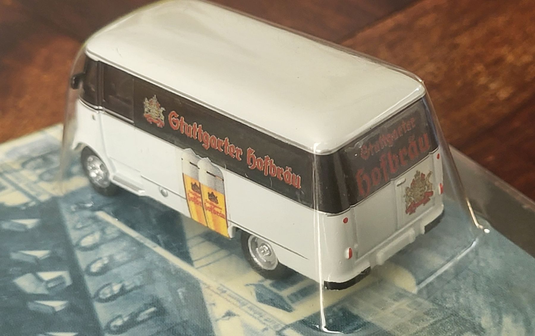 Mercedes-Benz Modellini d'auto: Stuttgarter Hofbräu Modellauto mit Blechschild – Nuovo e nell'imballaggio originale da Au SG venduto da Bullitt_77 3